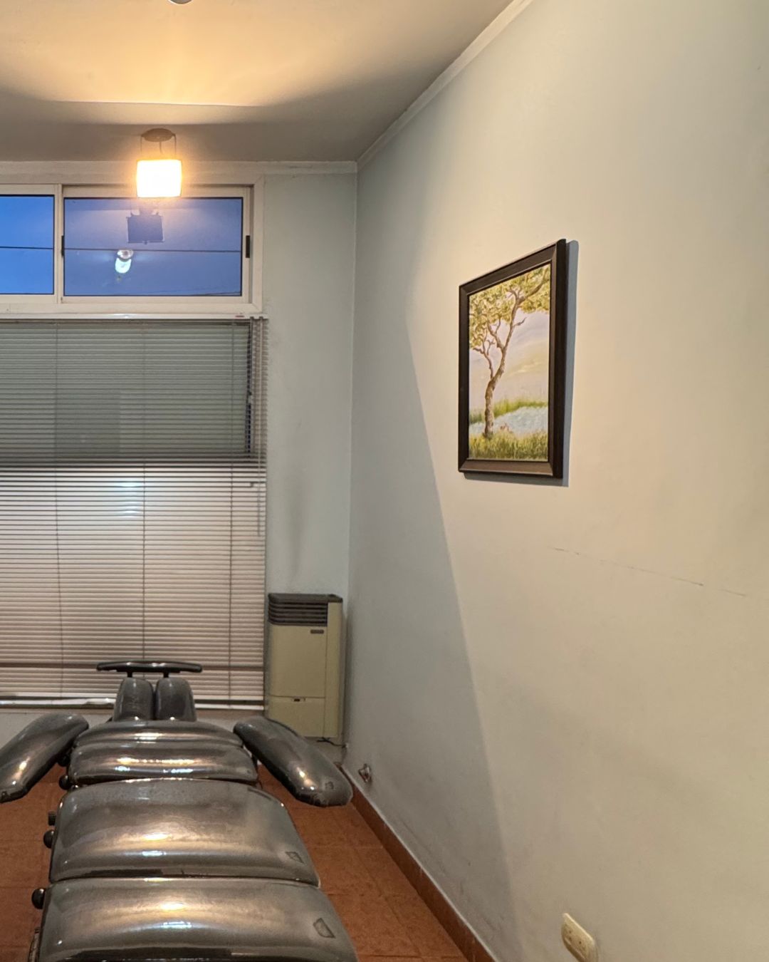 Consultorio con oficinas