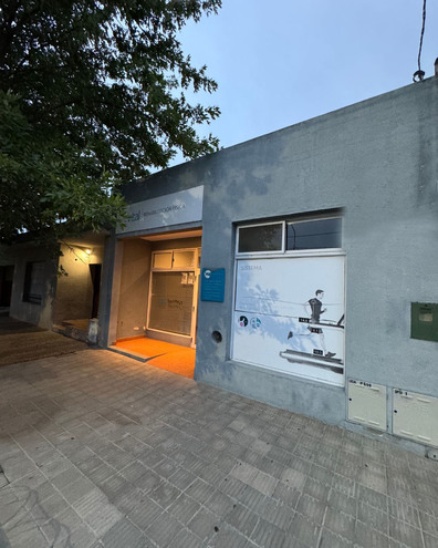 Consultorio con oficinas